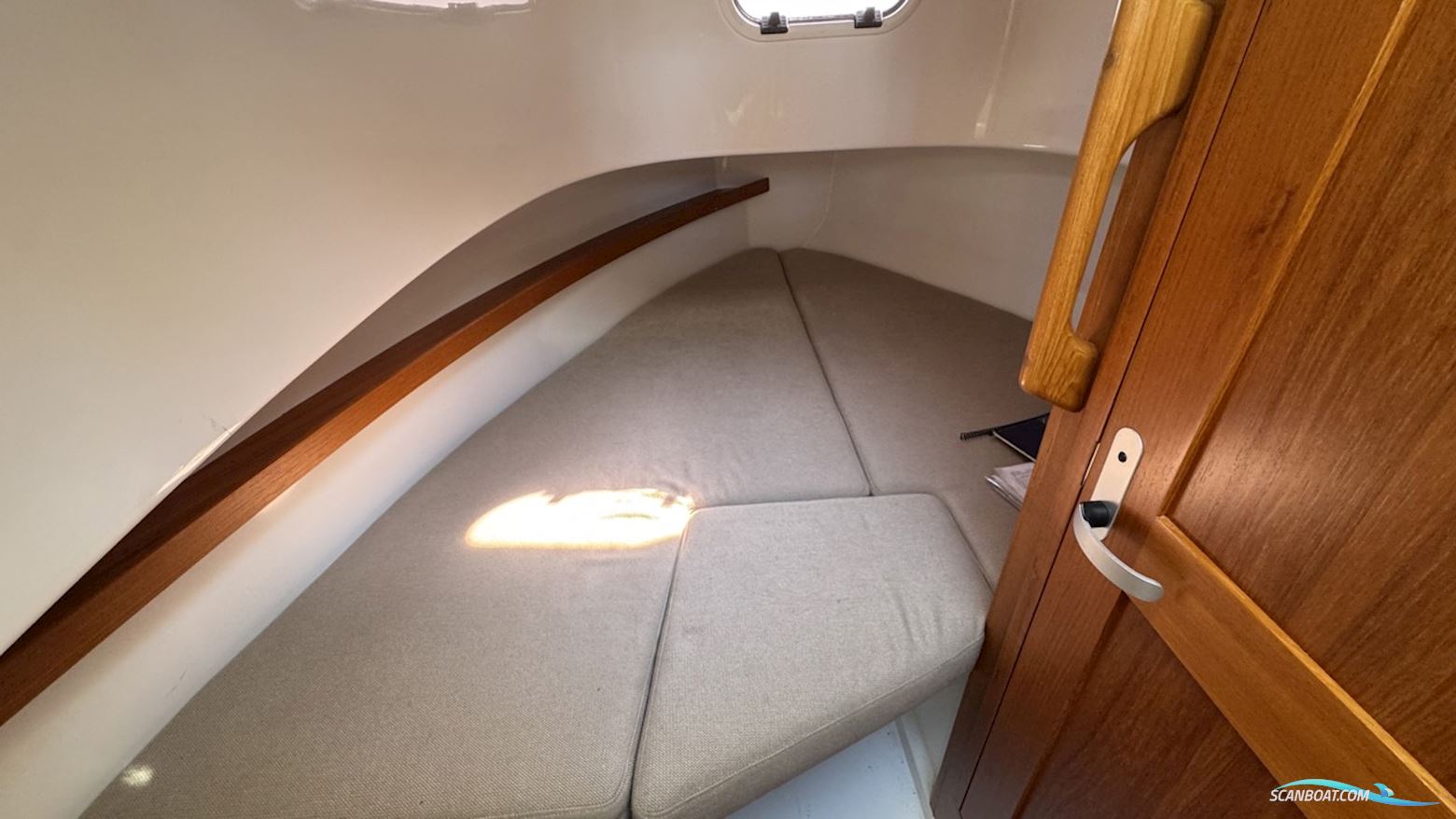 Minor Offshore 25