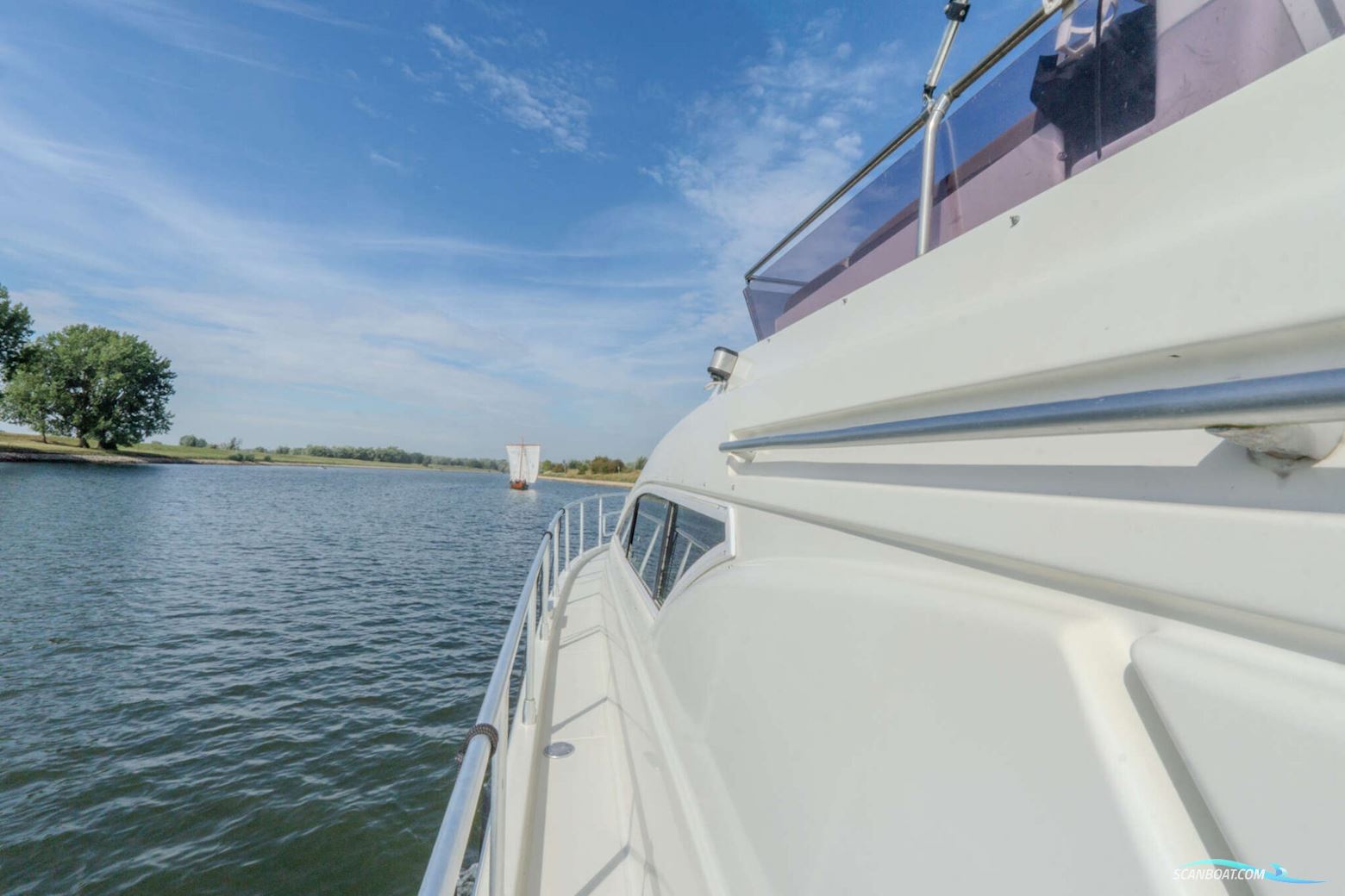 Mochi Craft 43 Flybridge