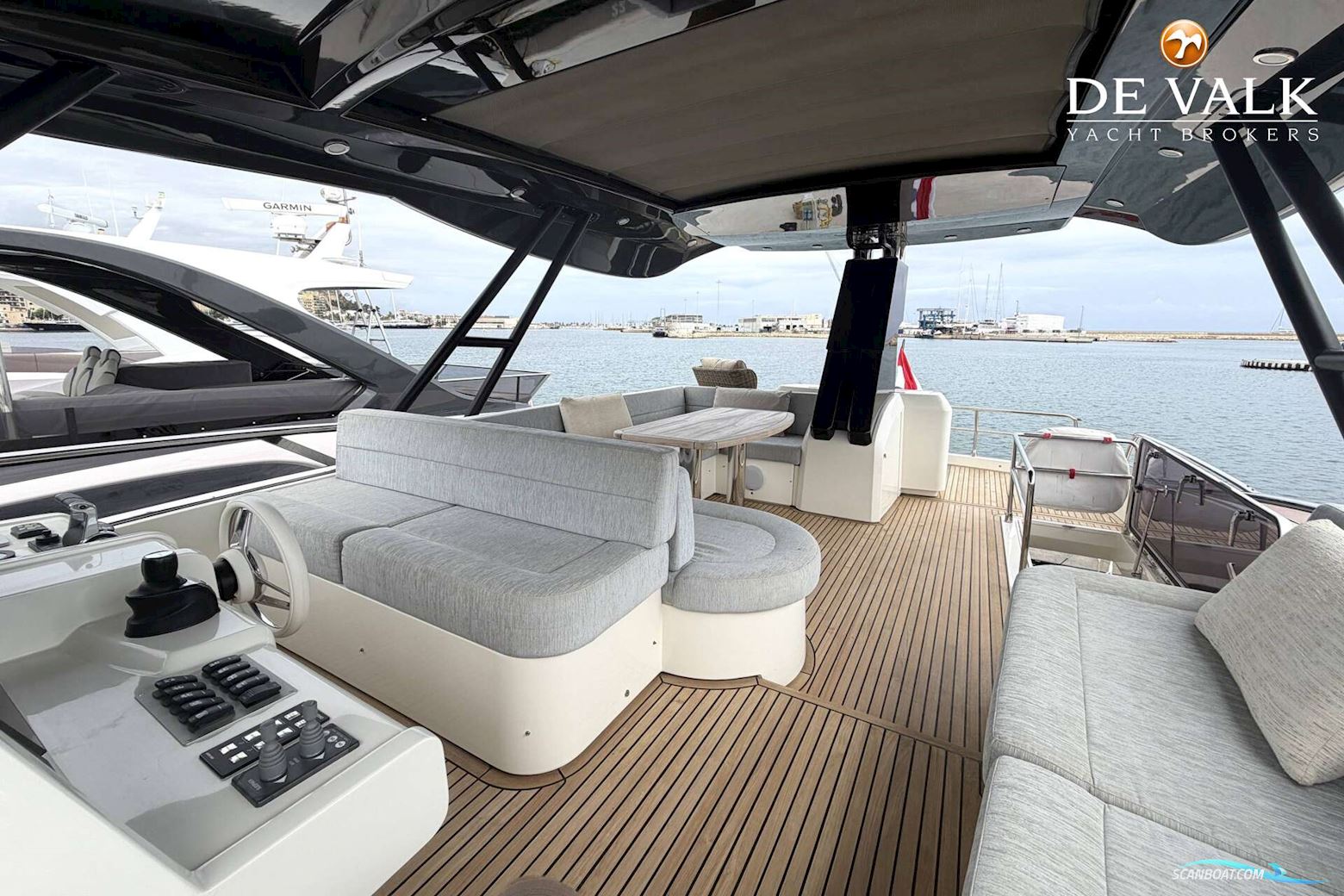 Monte Carlo Yachts 65