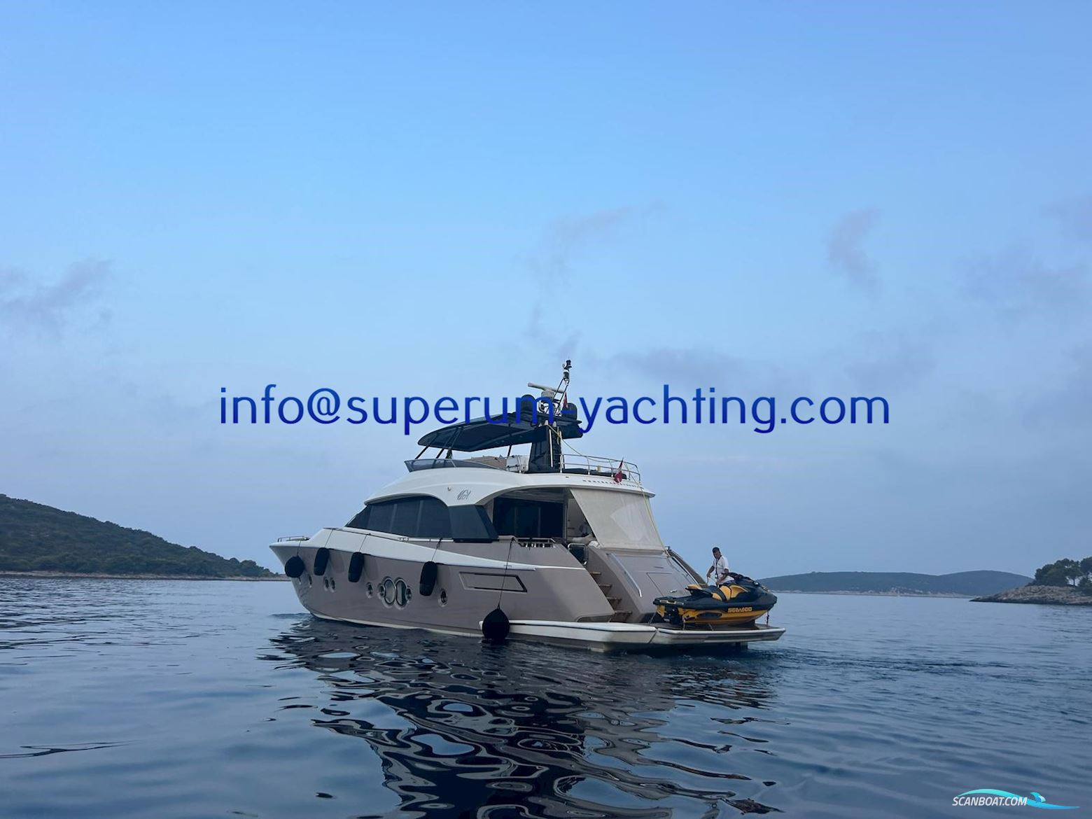 Monte Carlo Yachts 76 Motorboat 2011, with Man engine, Croatia
