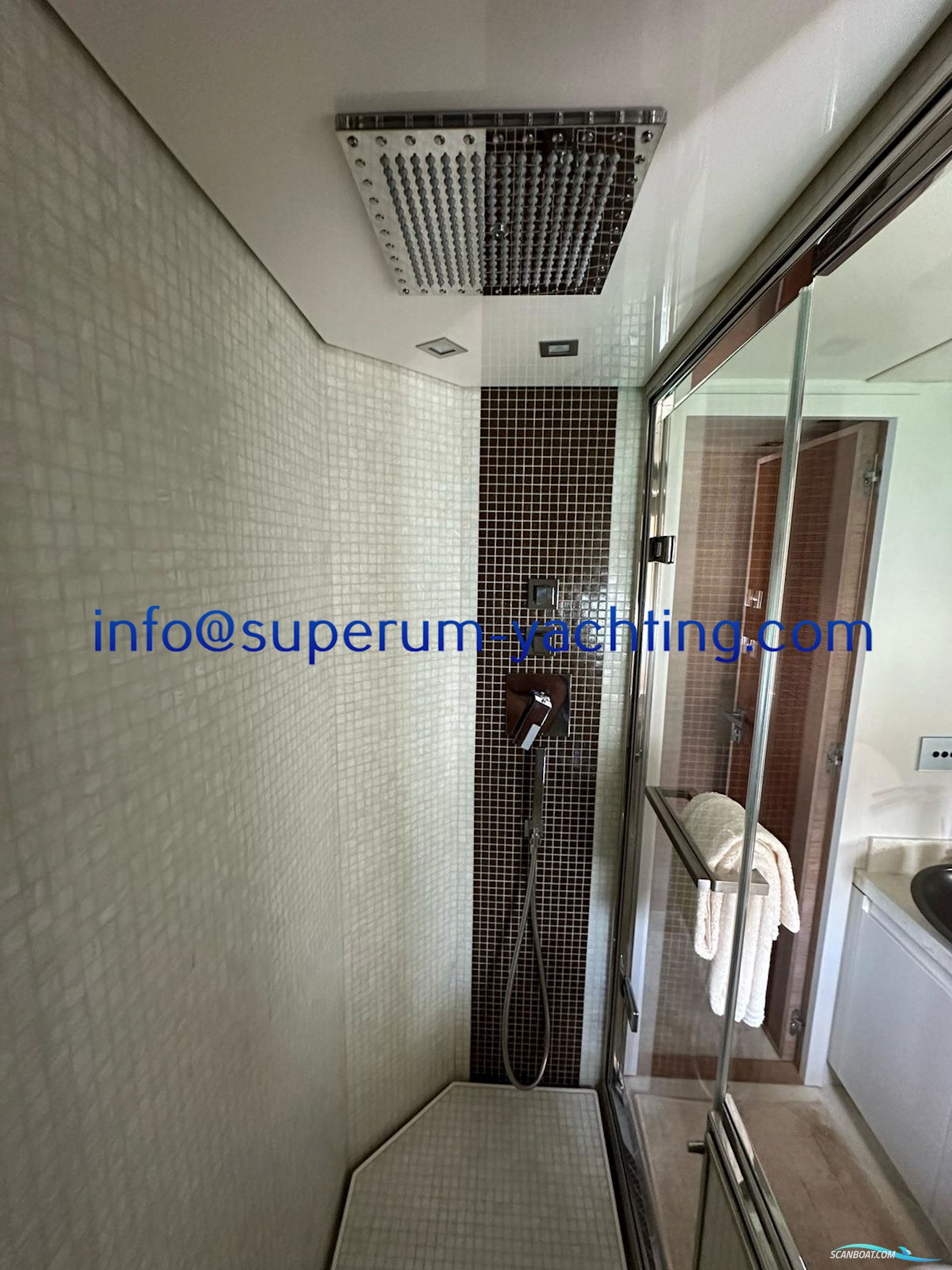 Monte Carlo Yachts 76