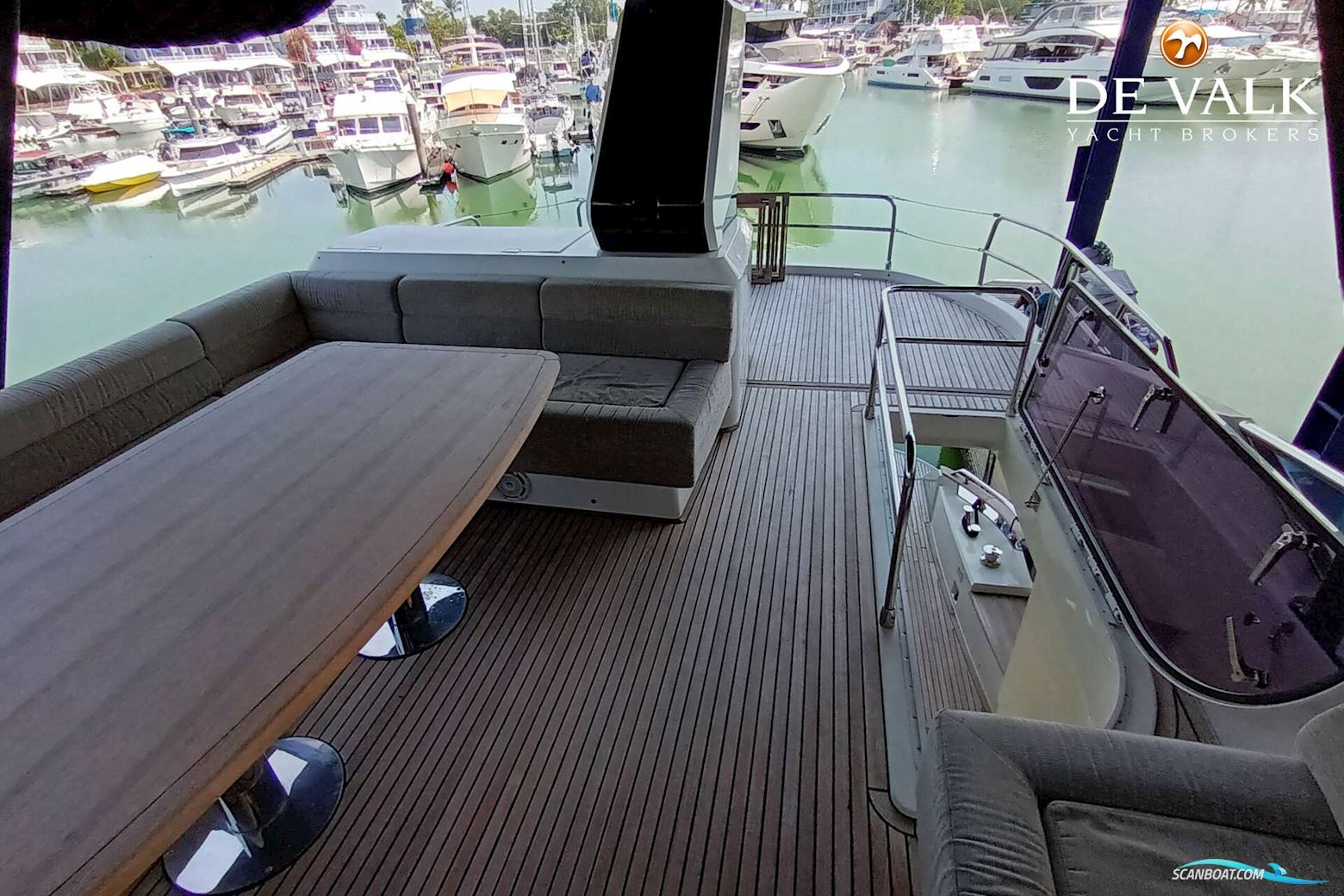 Monte Carlo Yachts MCY 70