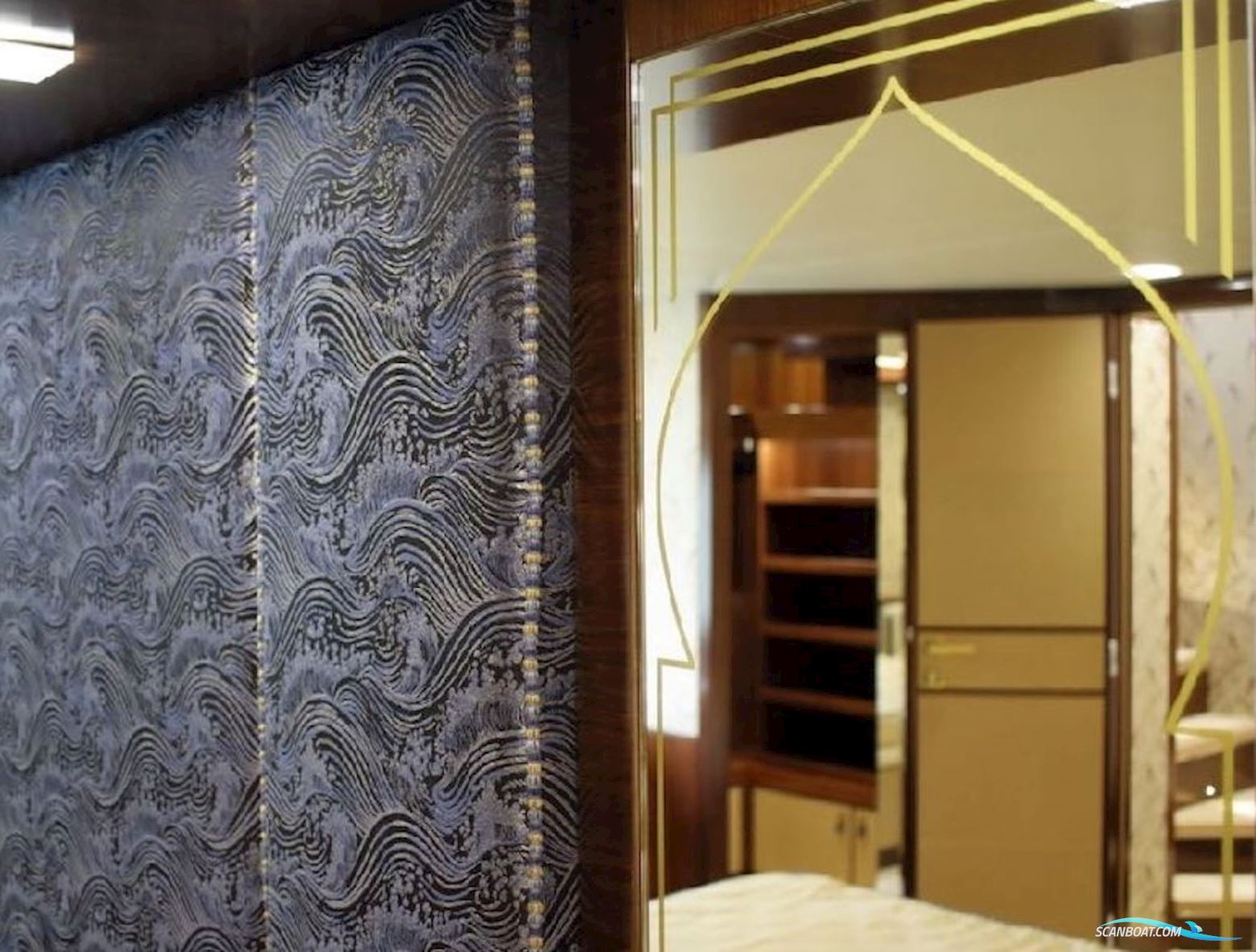 Montecarlo Yacht 86 Flybridge