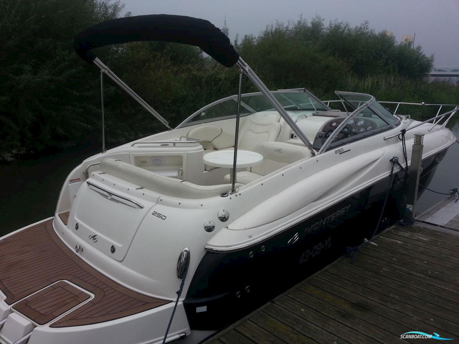 Monterey  250 CR Motorboat 2007, with Mercruiser  engine, The Netherlands