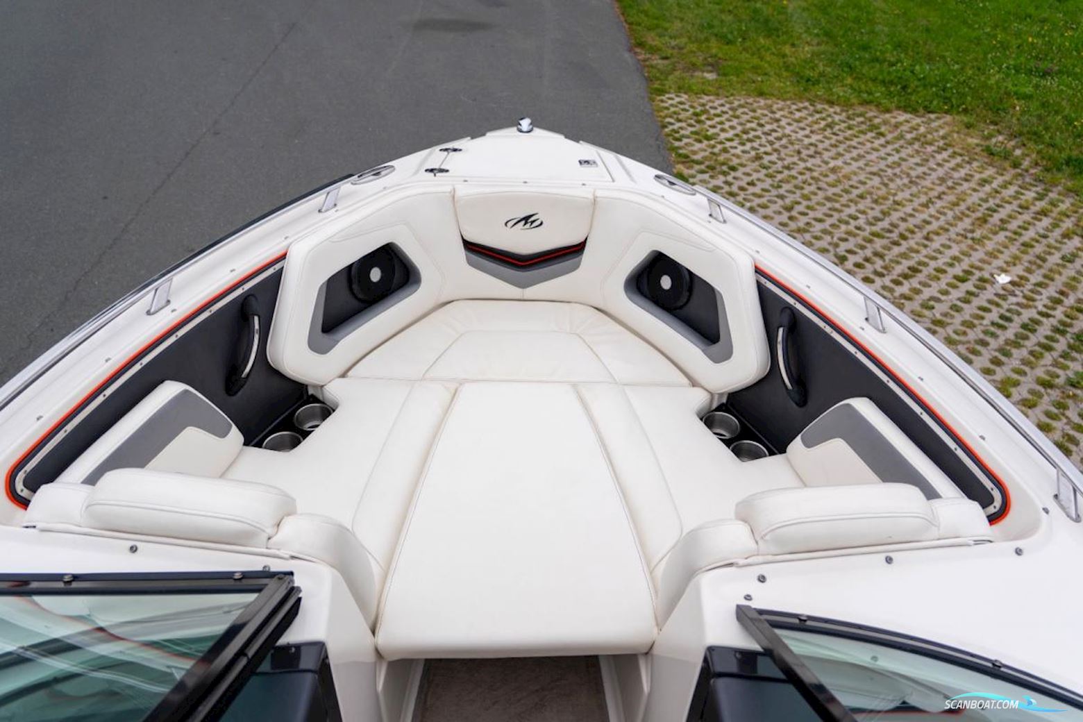 Monterey 238 Super Sport