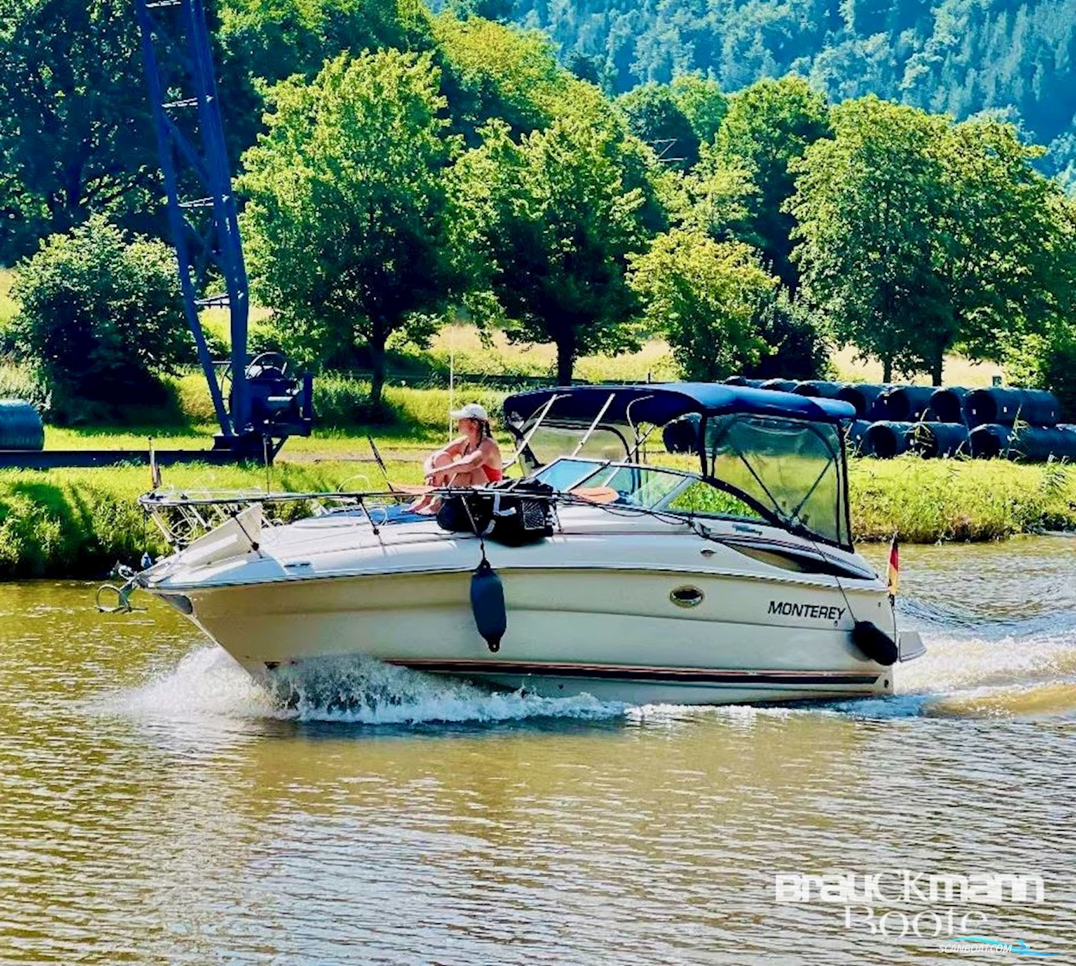 Monterey 245 CR Motorboat 2003, with Mercruiser engine, Germany