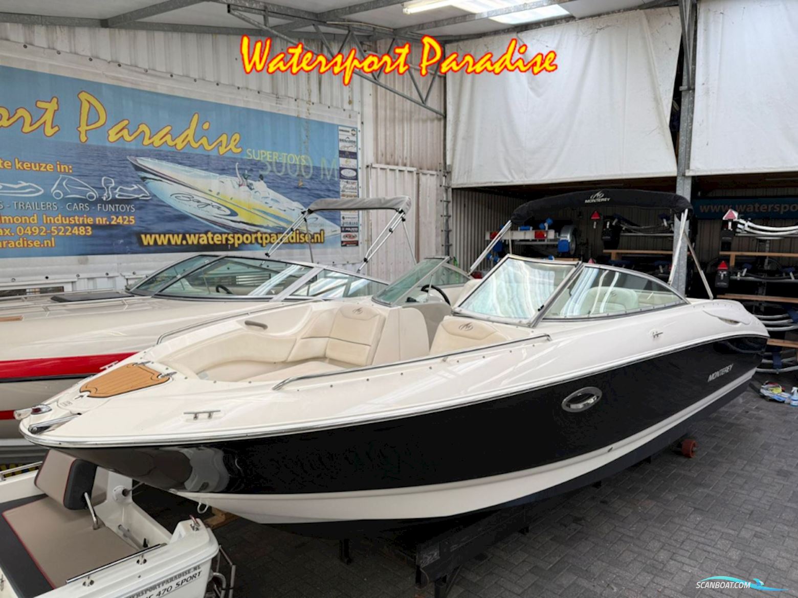 Monterey 248 LS Montura Motorboat 2004, with Mercruiser engine, The Netherlands