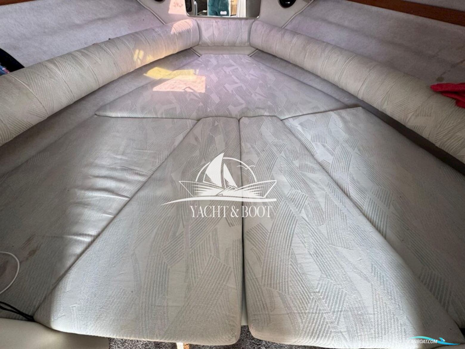 Monterey 250 Cruiser