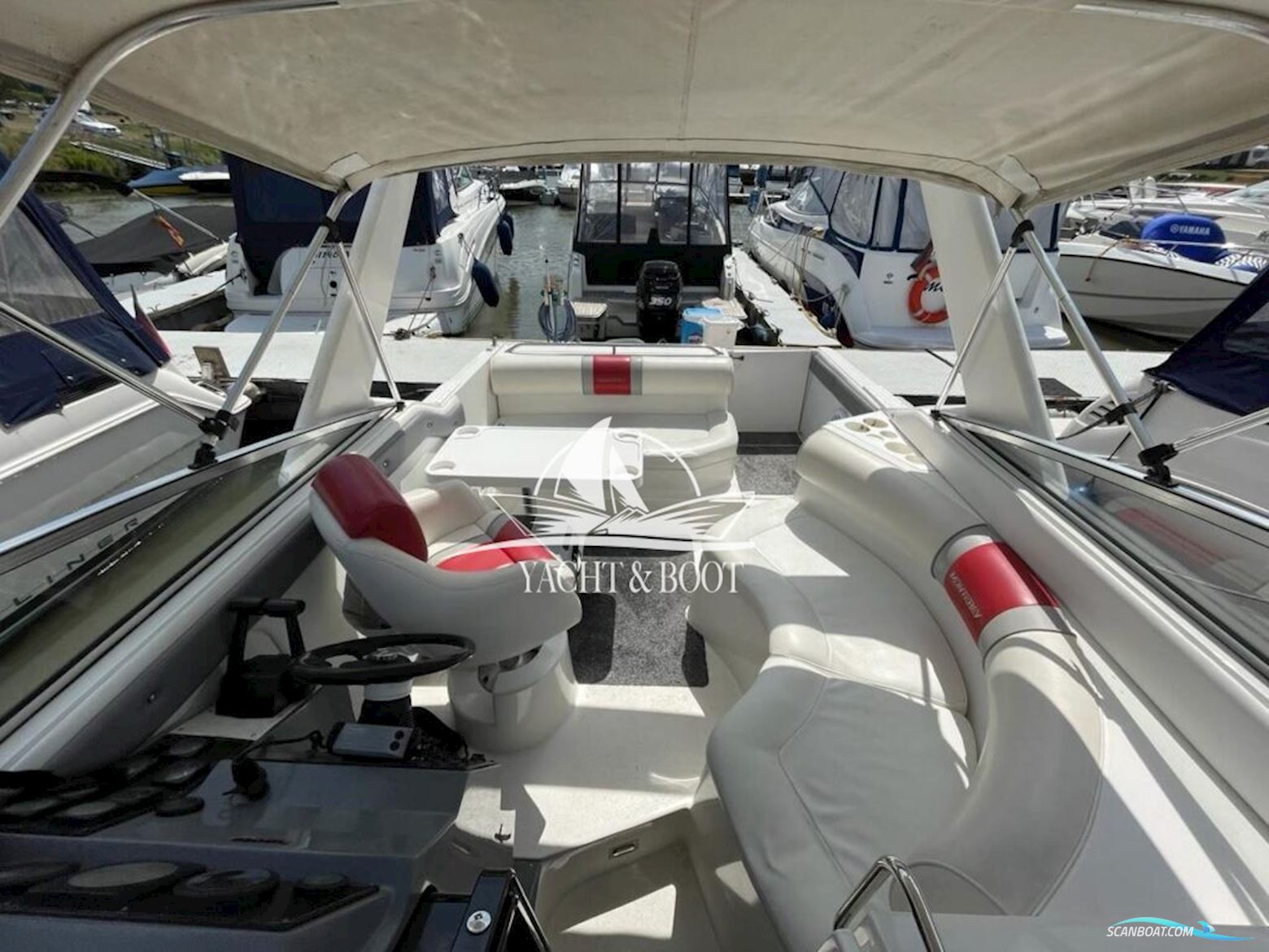 Monterey 250 Cruiser