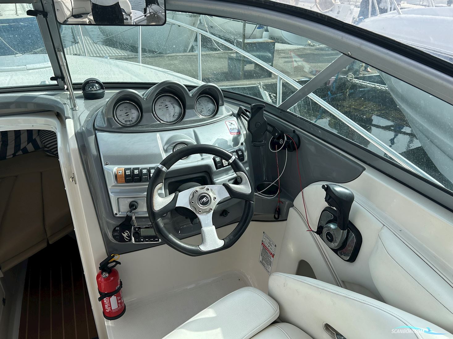 Monterey 254 Fsc Targa