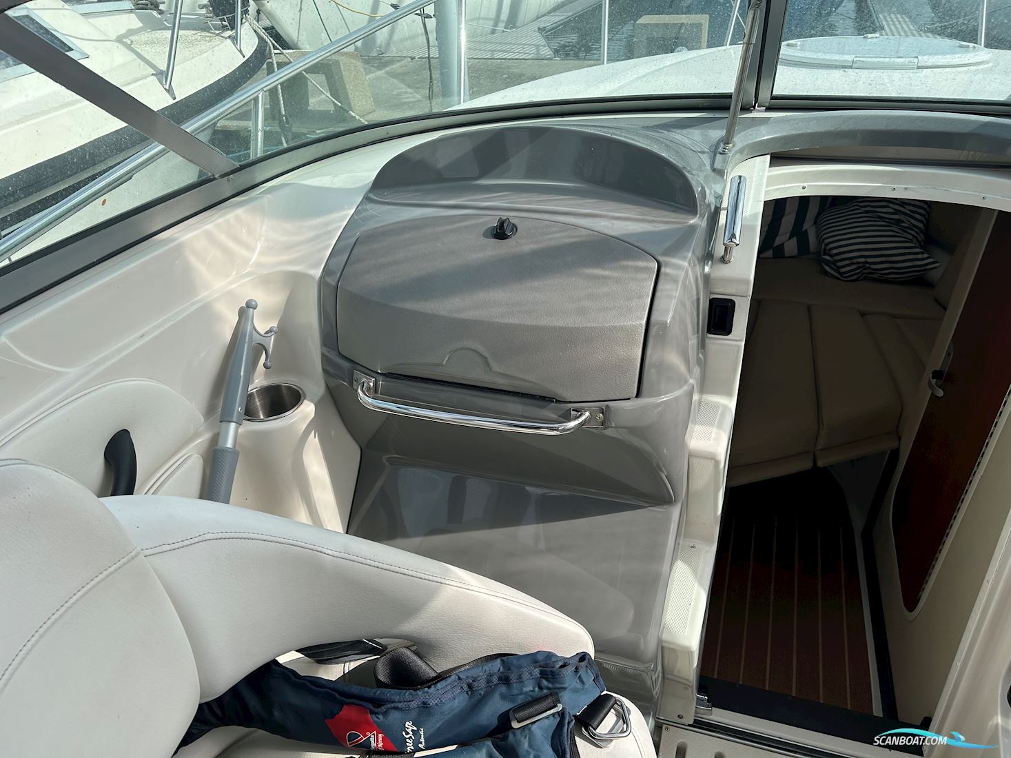 Monterey 254 Fsc Targa