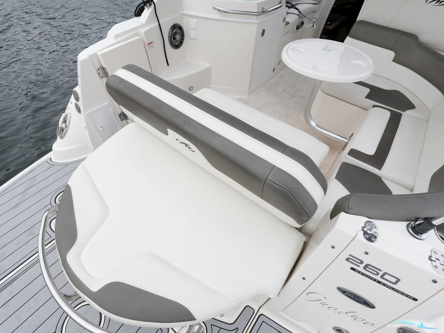 Monterey 260 Sport Cruiser