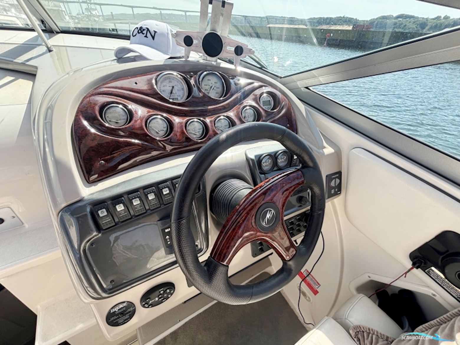 Monterey 270 CR
