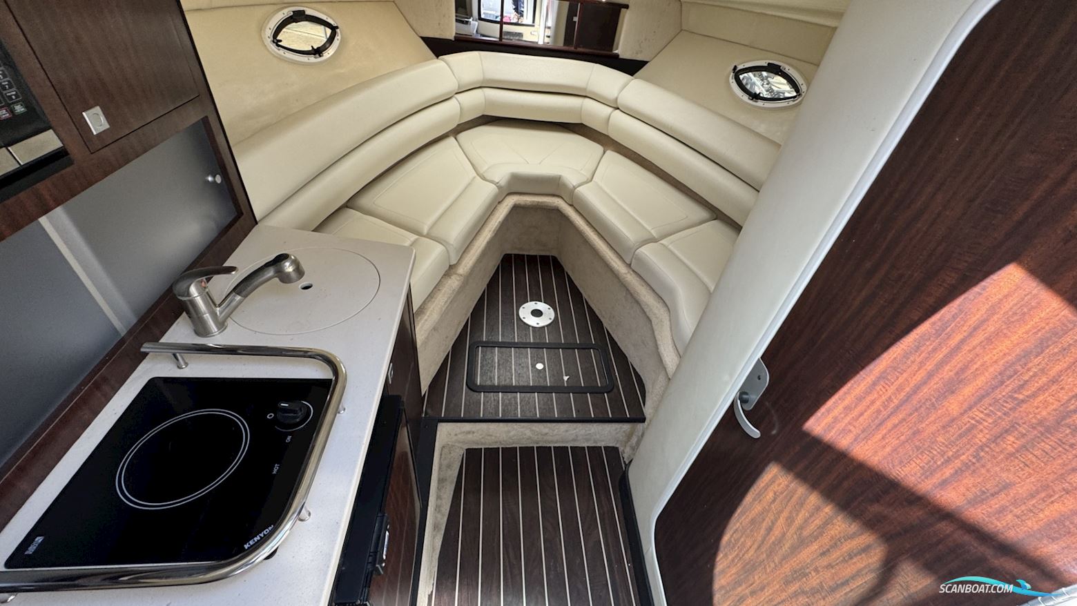 Monterey 275 Sport Yacht