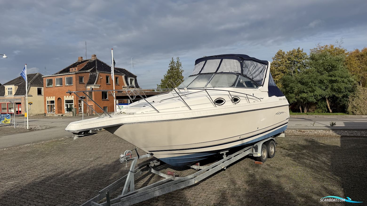 Monterey 276 Med Trailer