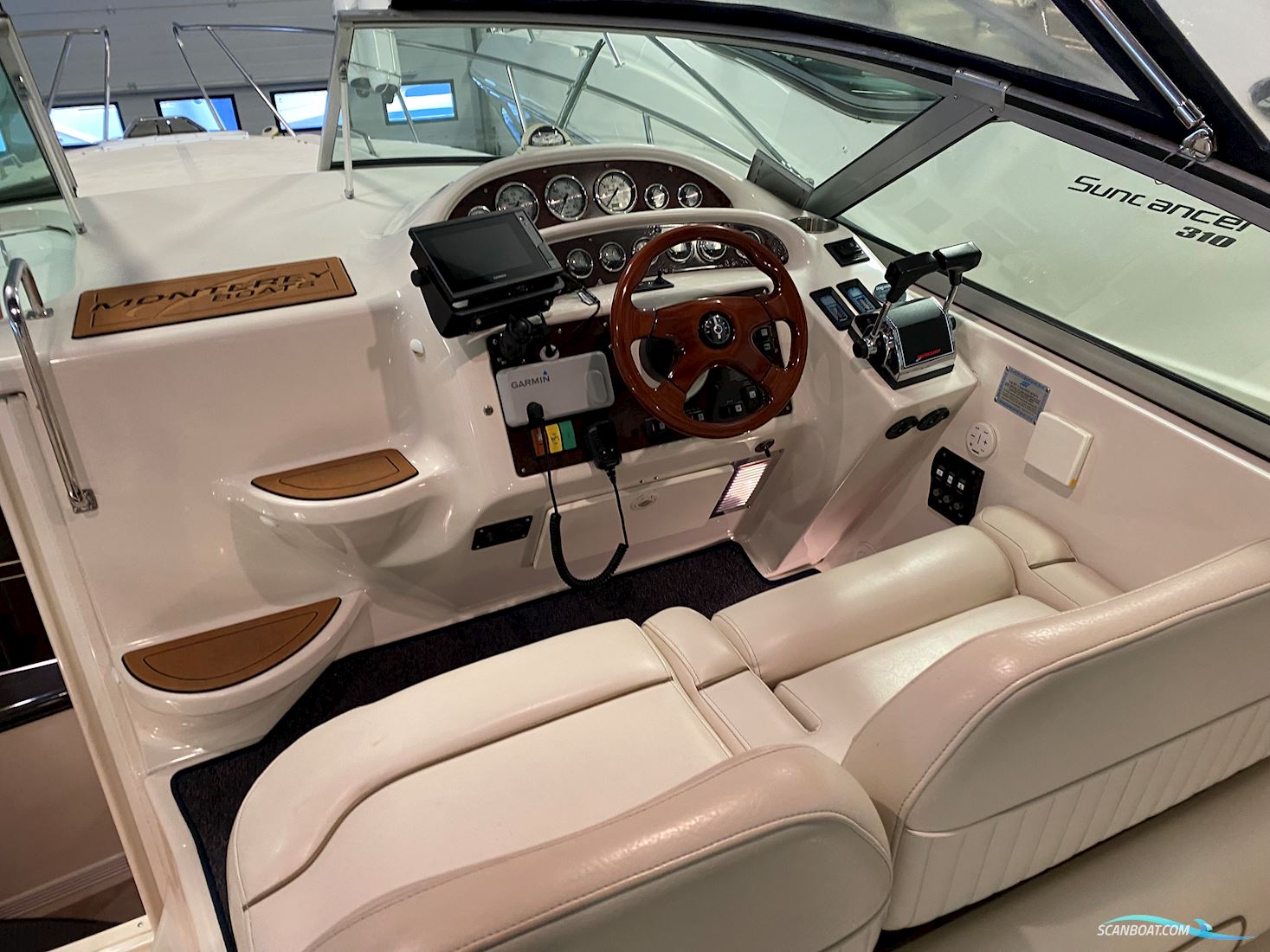 Monterey 282 Cruiser