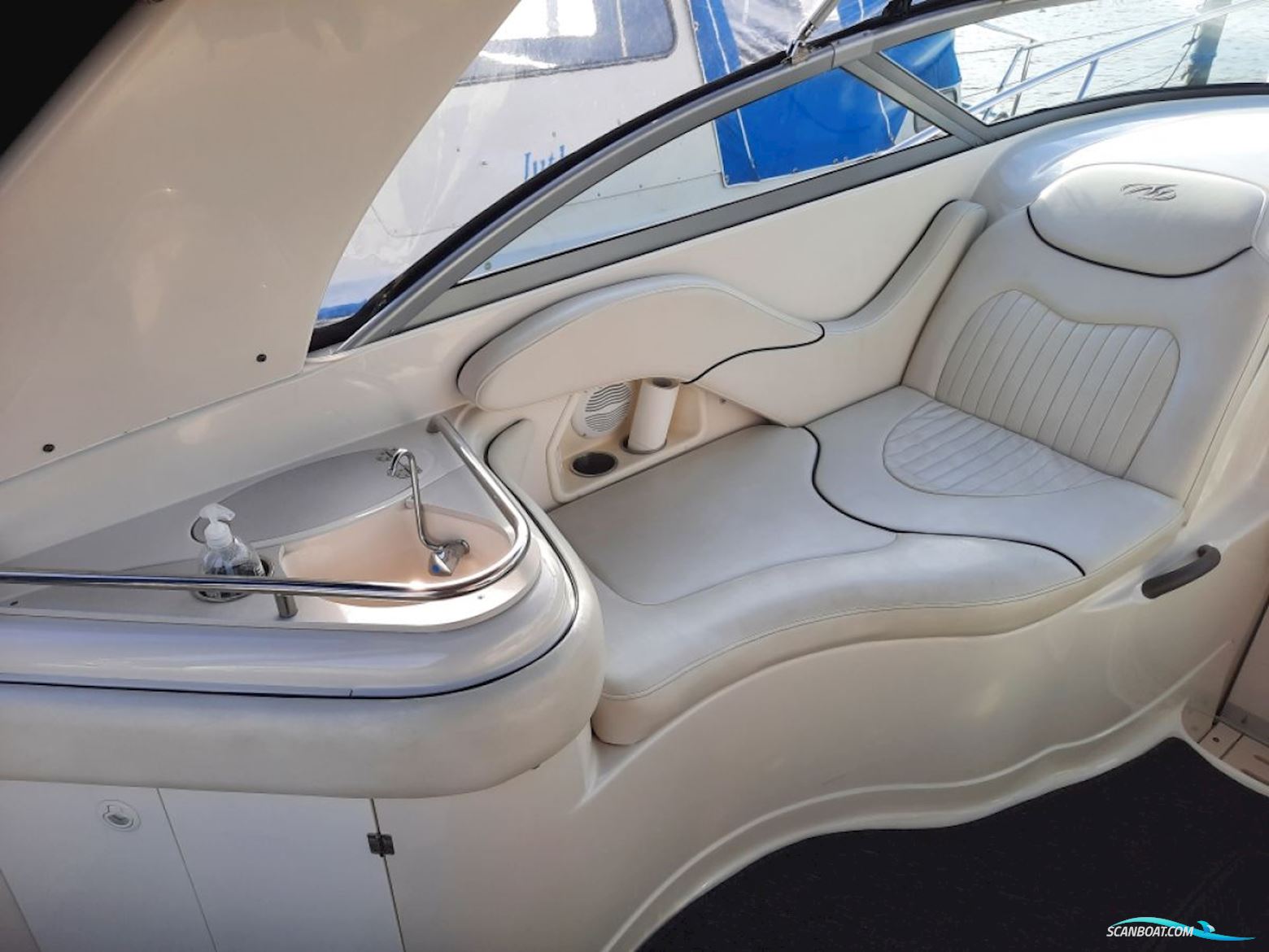 Monterey 298 Ssc Super Sport. Billig Båd.