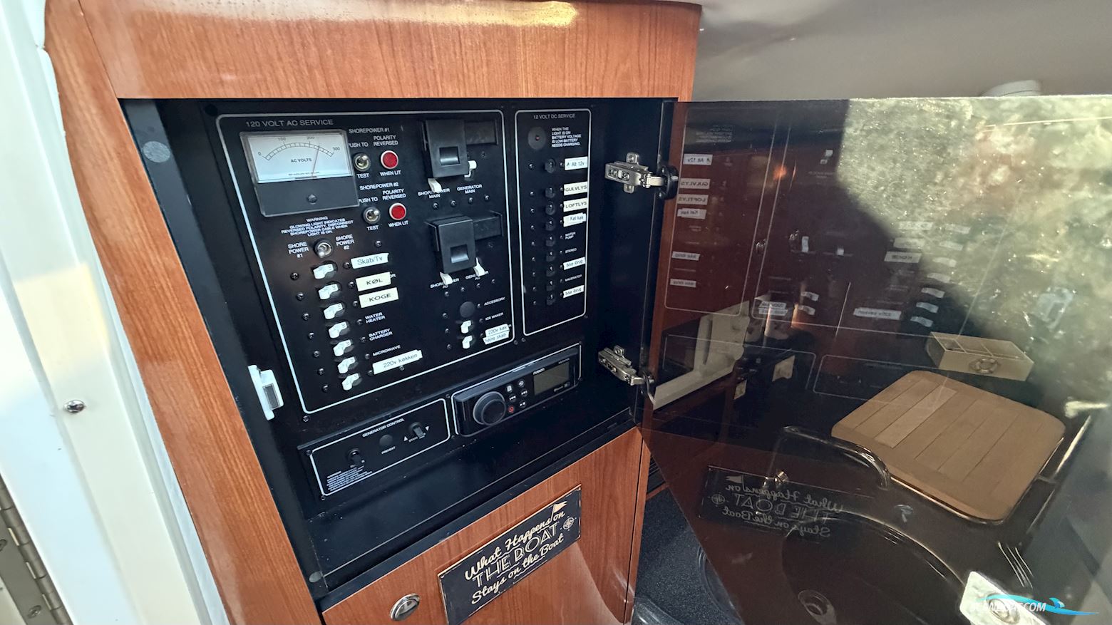 Monterey 322 CR