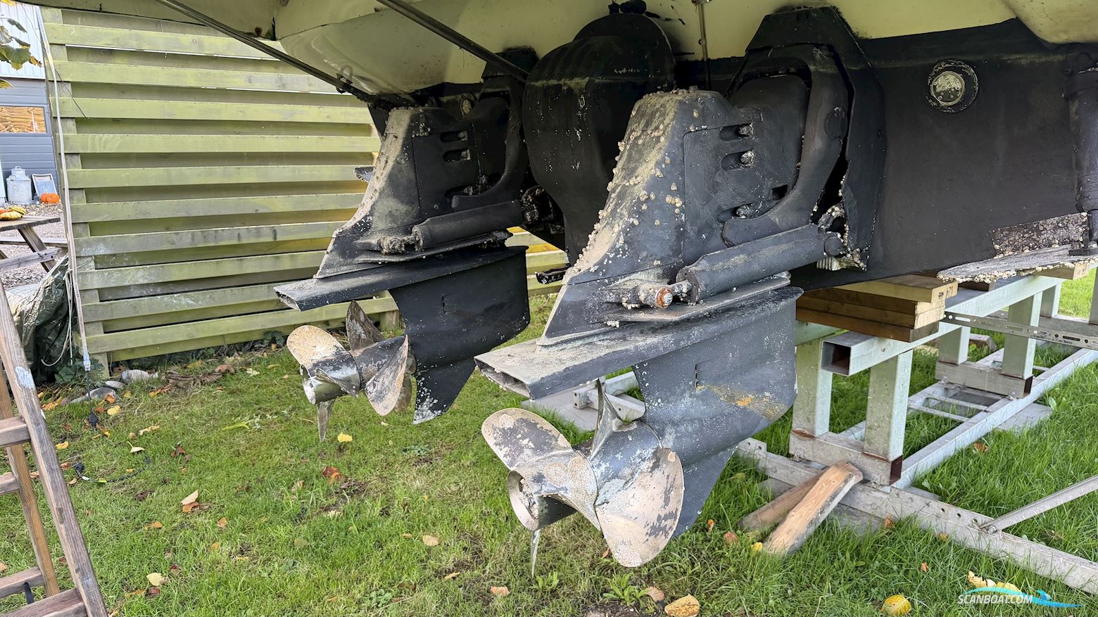 Monterey 322 CR