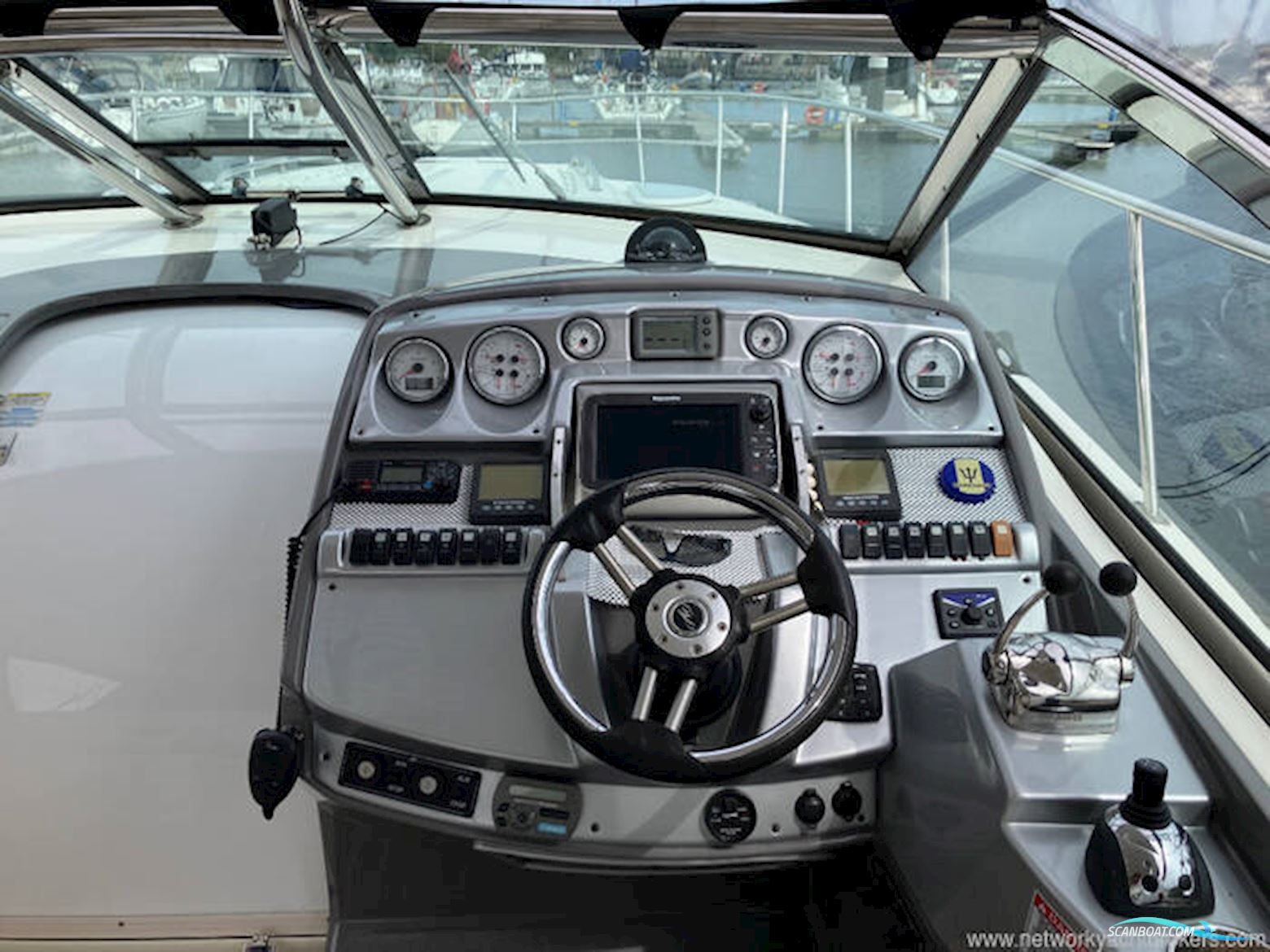 Monterey 415 Sports Yacht