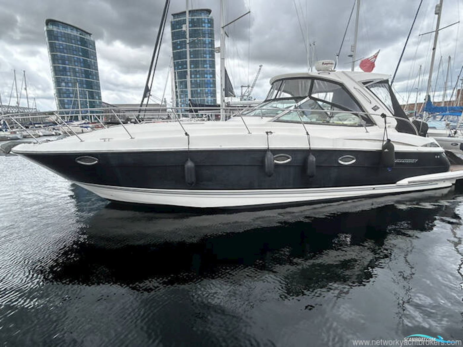 Monterey 415 Sports Yacht