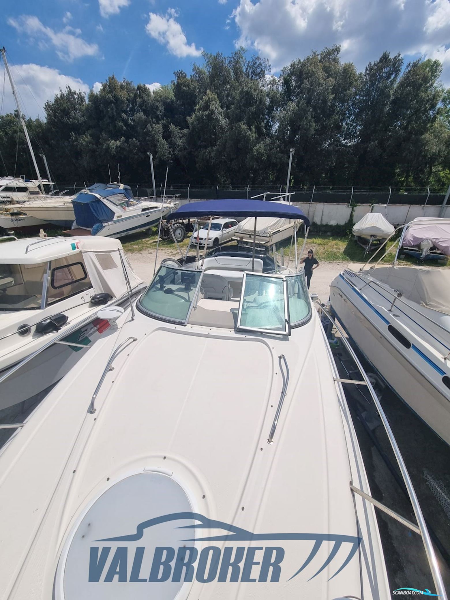 Monterey Boats 245 CR