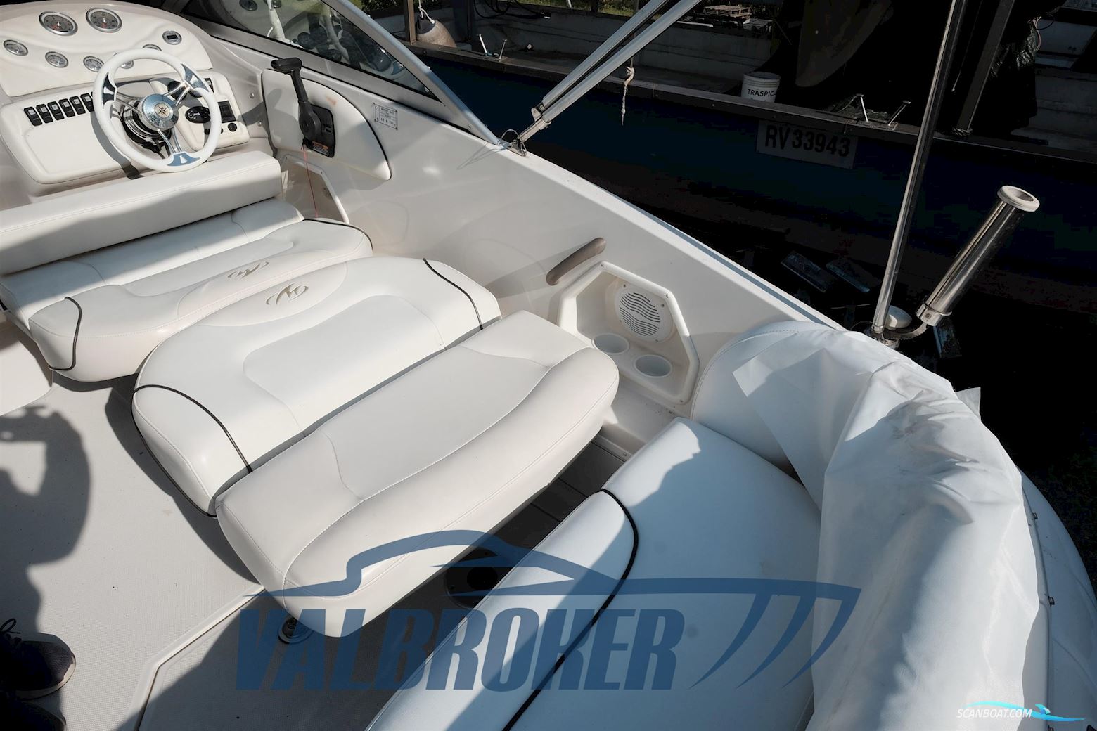 Monterey Boats 245 CR