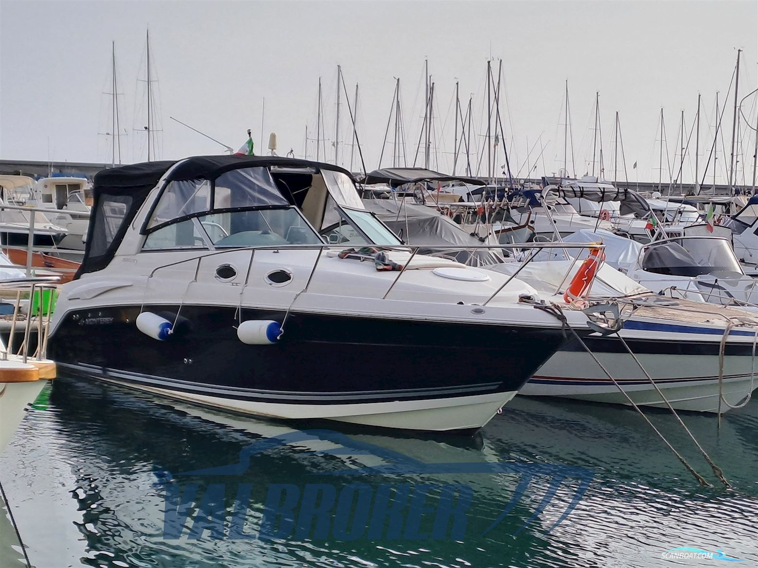 Monterey Boats 282 Cruiser Motorboat 2005, with Volvo Penta engine, Italy