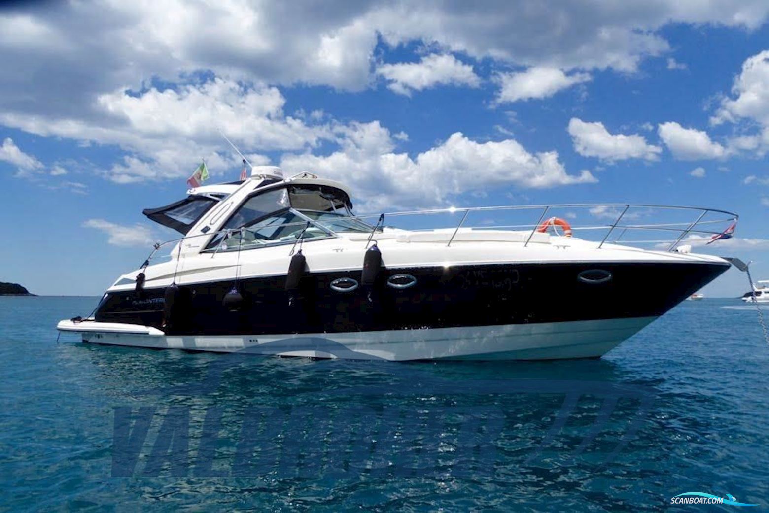 Monterey Boats 415 SY Sport Yacht Motorboat 2008, with Volvo Penta D6 Ips 600 engine, Italy