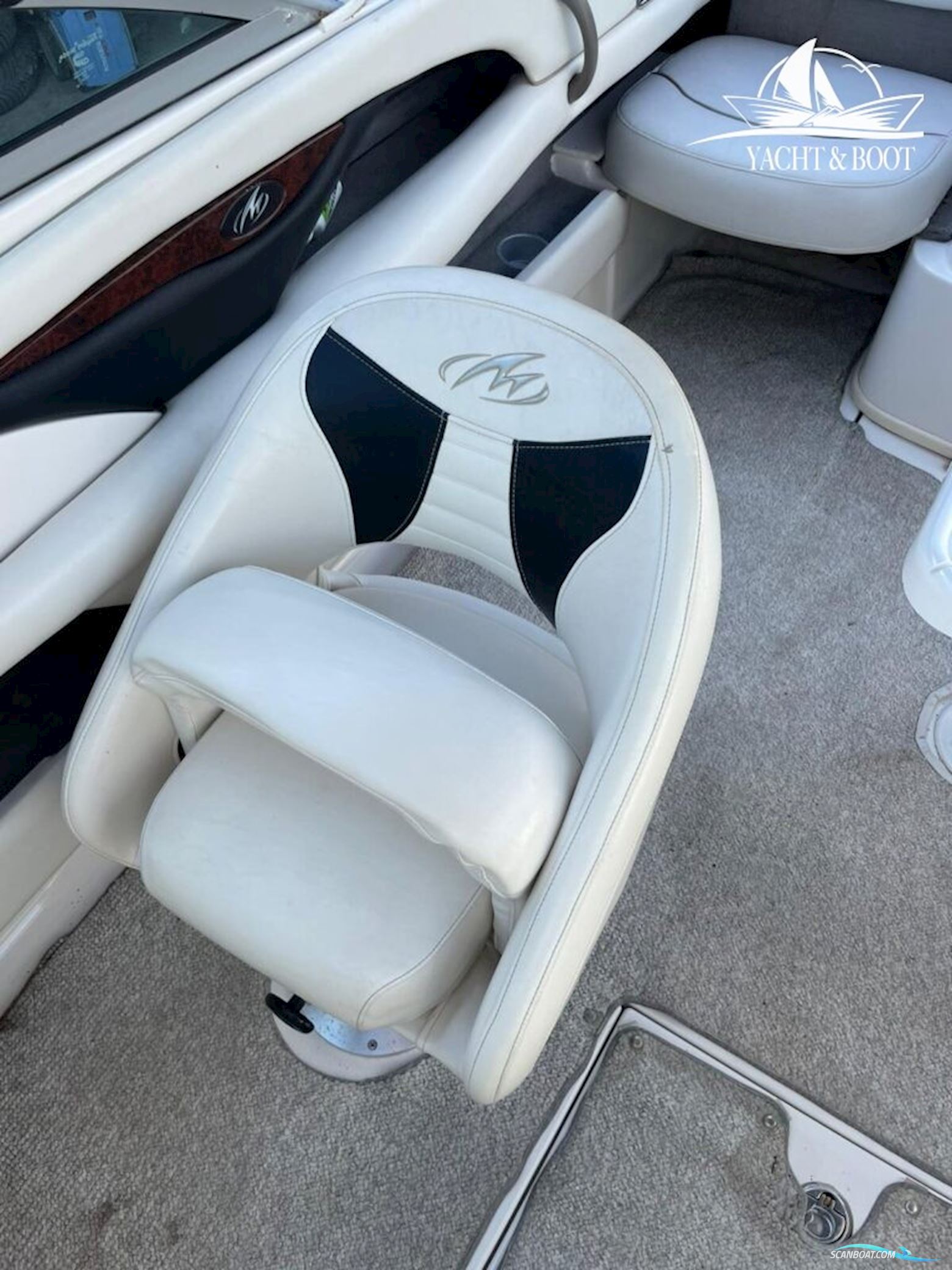 Monterey Montura 218 LC