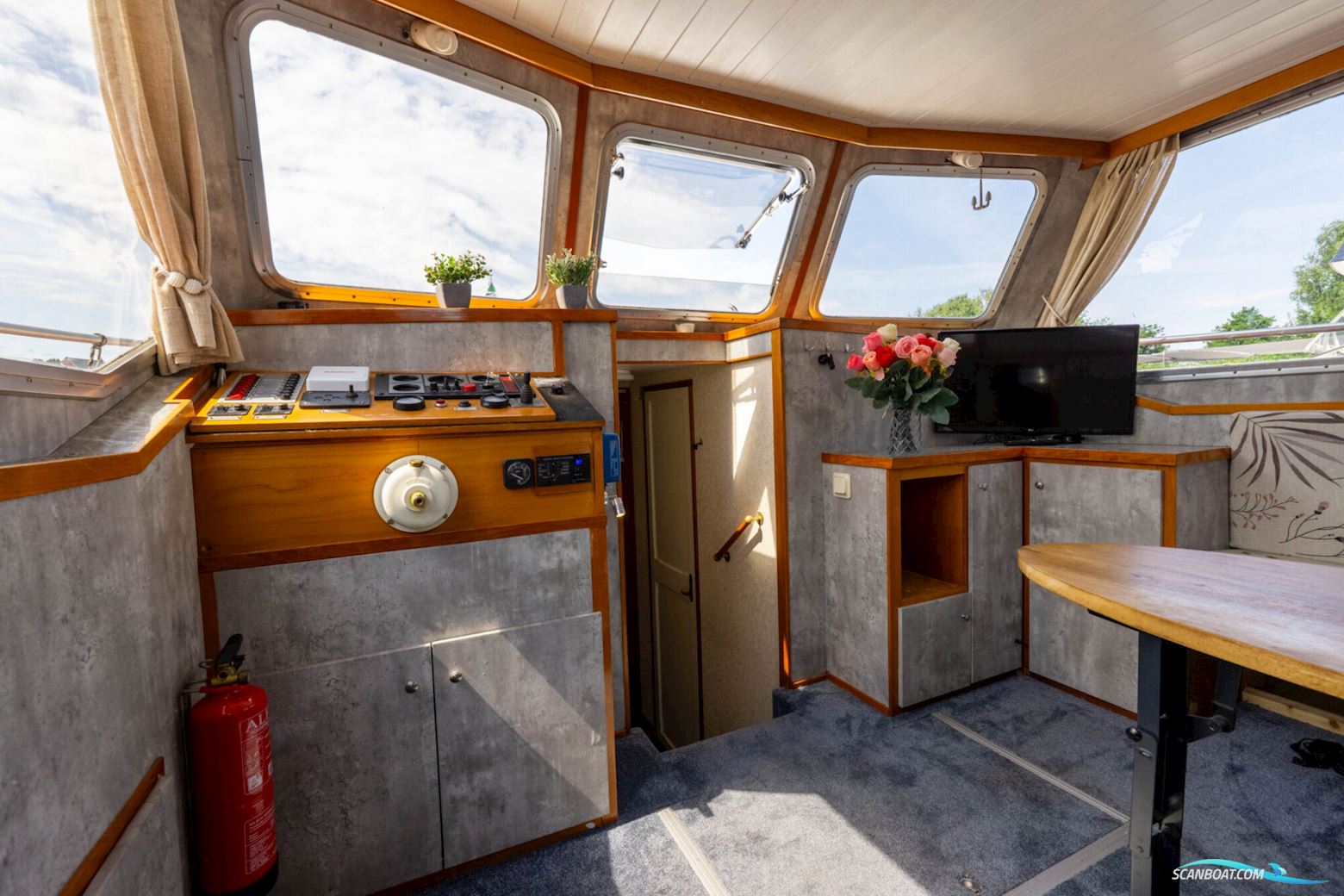 Monty Bank Kotter 38 AK Cabrio