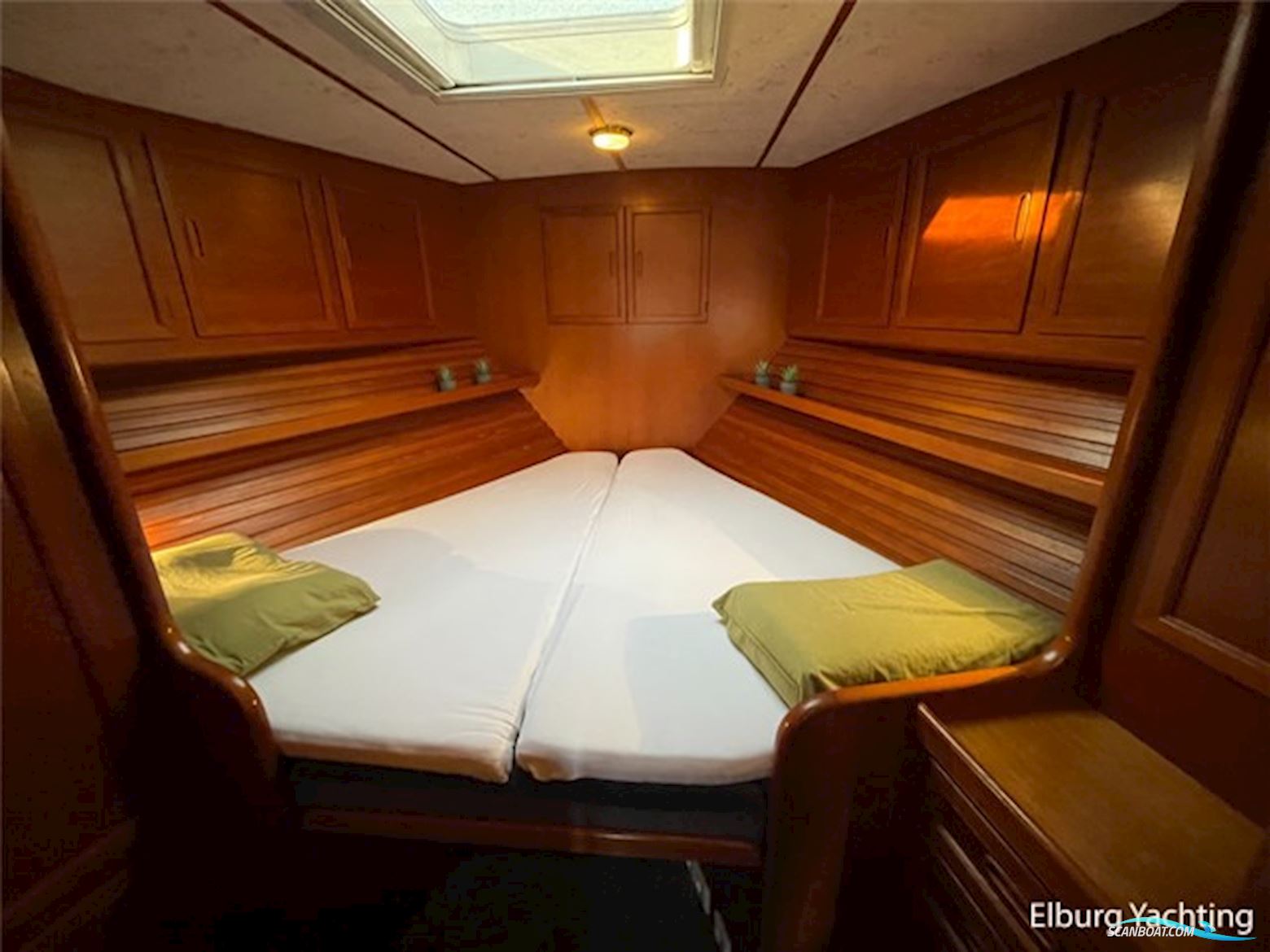 Moody Trawler 50 - Stabilizers