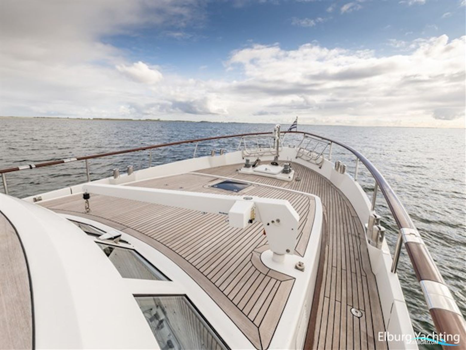 Moonen 68 - Flybridge 