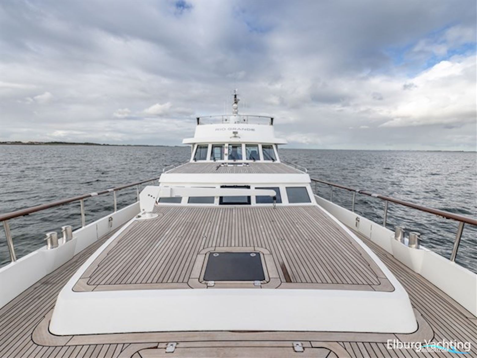 Moonen 68 - Flybridge 