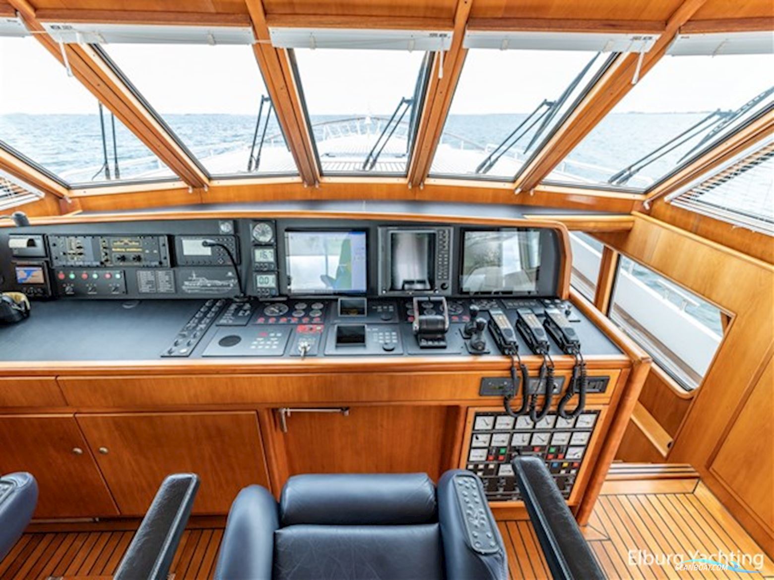 Moonen 68 - Flybridge