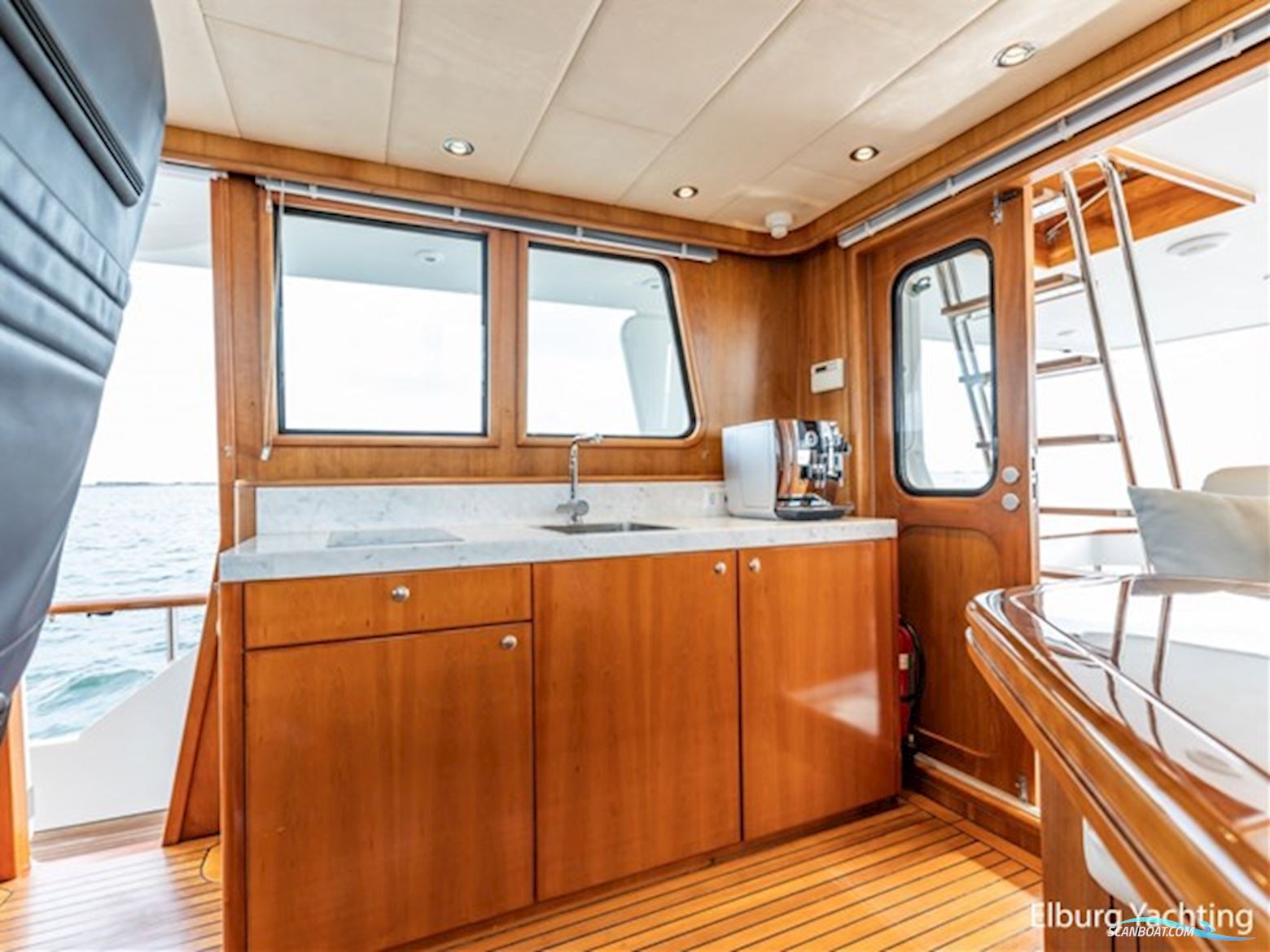 Moonen 68 - Flybridge