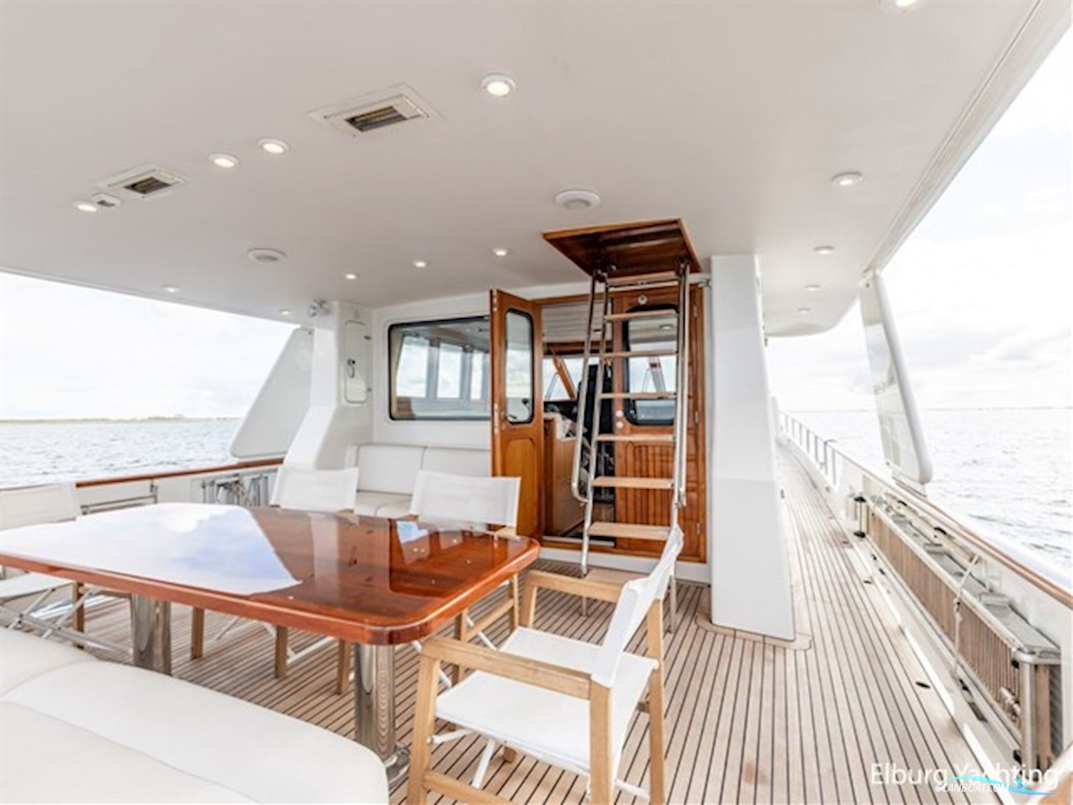 Moonen 68 - Flybridge