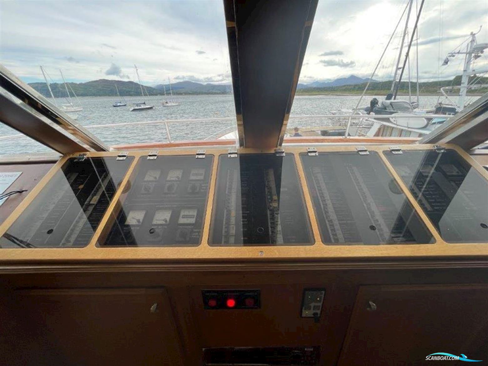 Motor Yacht Karadeniz 34m