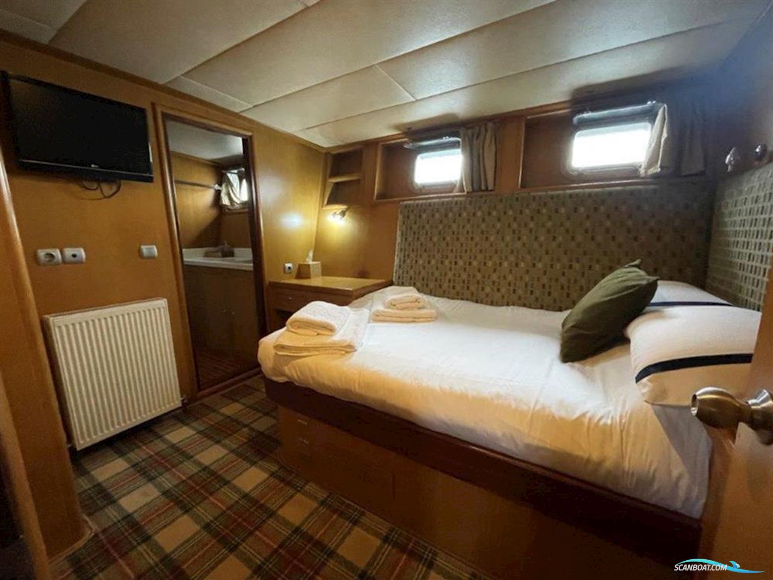 Motor Yacht Karadeniz 34m