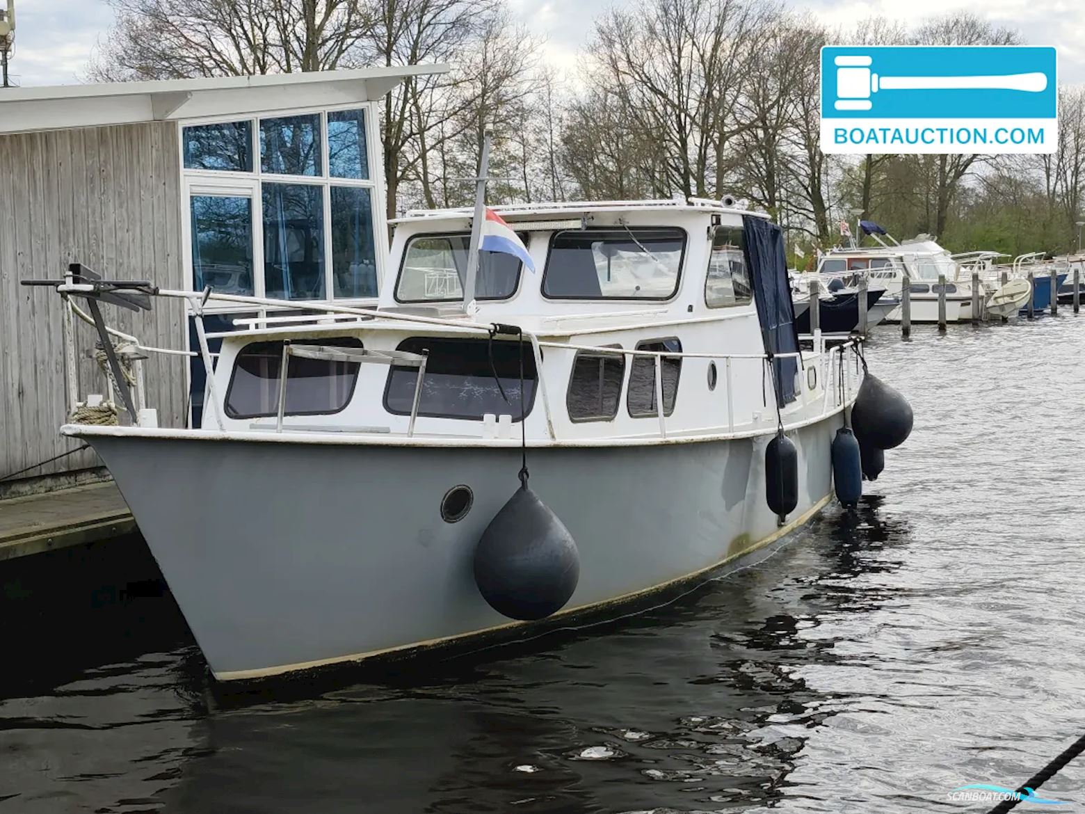 Motorboat 1100 Motorboat 1970, with Ford engine, The Netherlands