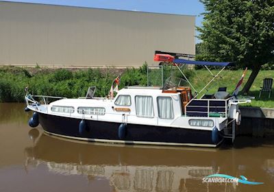 Motorboat 960 Motorboat 1985, with Peugeot Diesel 52 HP engine, France