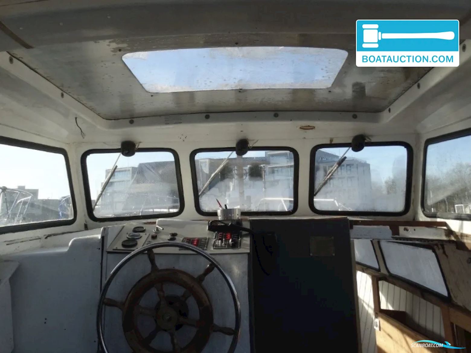 Motorboot 900