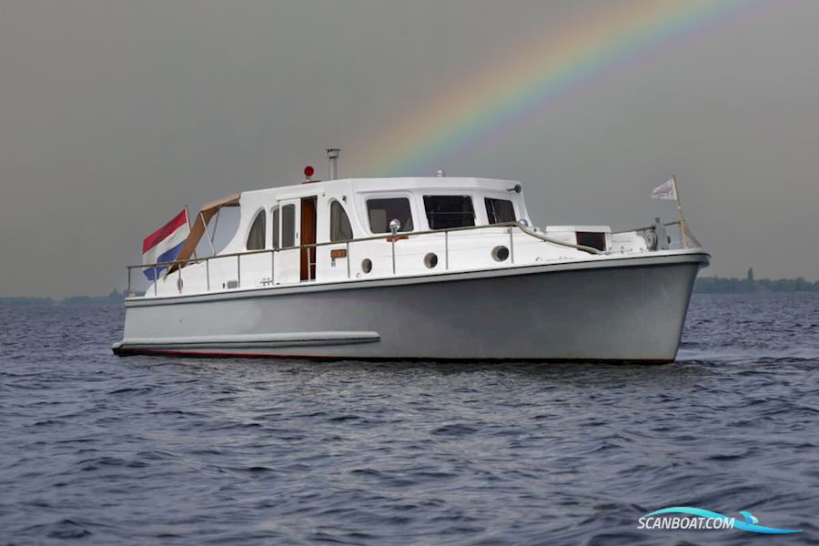 Motorjacht De Vlijt Najade Motorboat 1938, with Daf 850 engine, The Netherlands