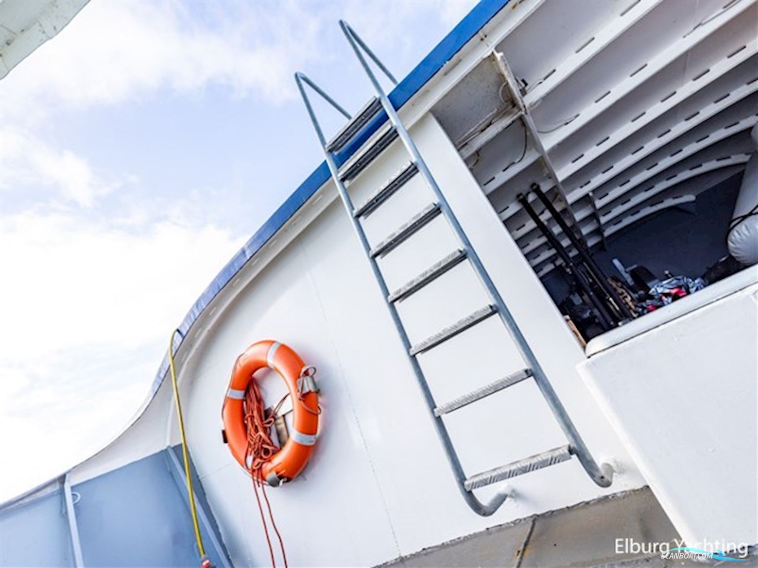 Motoryacht Cape Heima  - Wonen op het water 