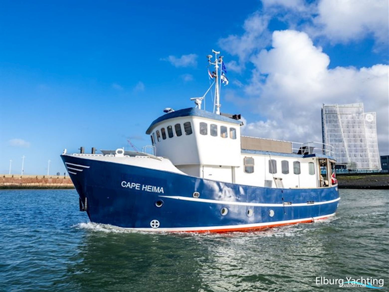 Motoryacht Cape Heima  - Wonen op het water 