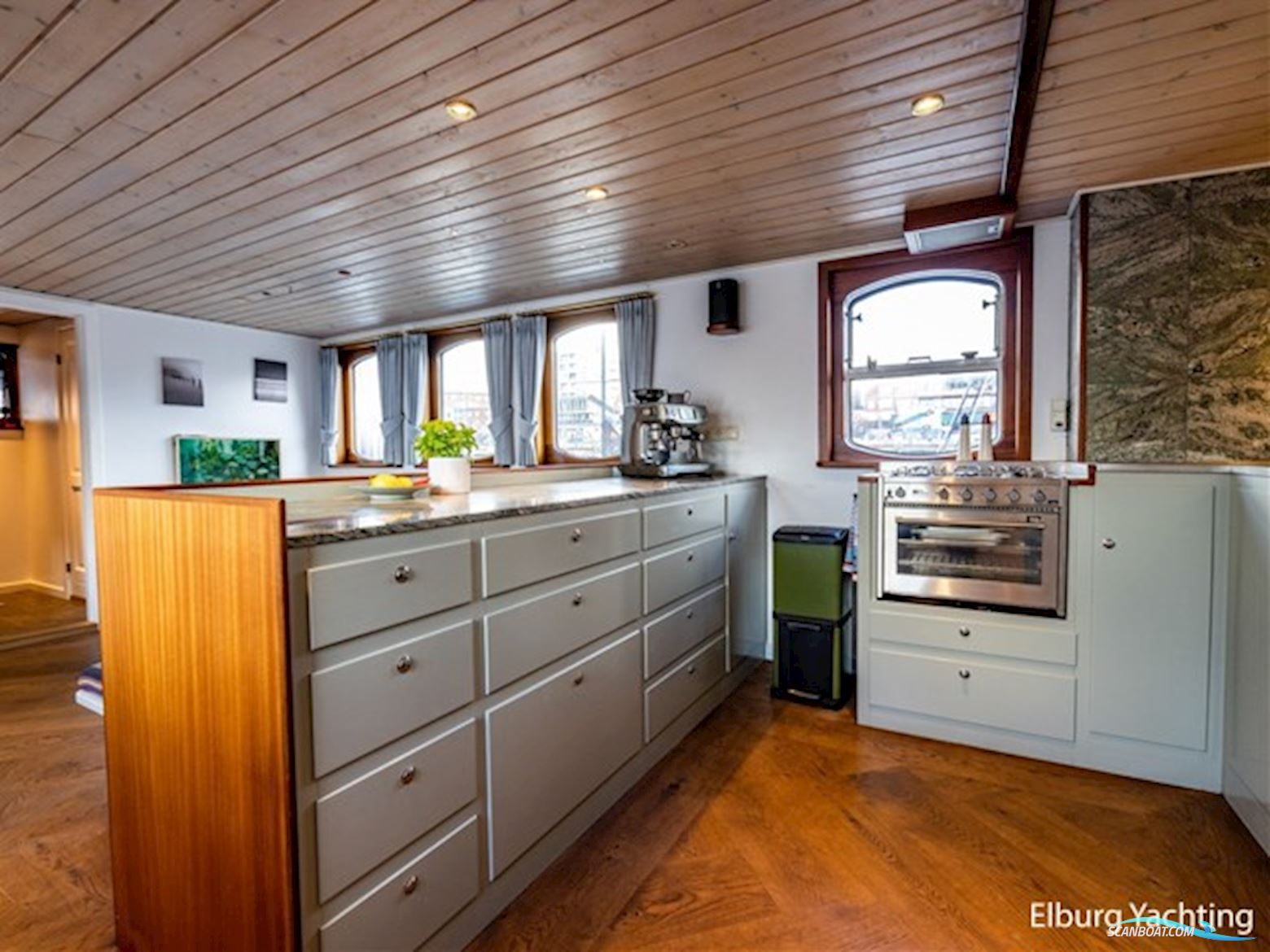 Motoryacht Cape Heima - Wonen op Het Water