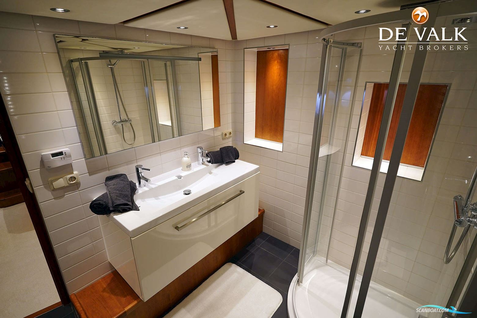 Multiship 2400ALU Rebuild 2011