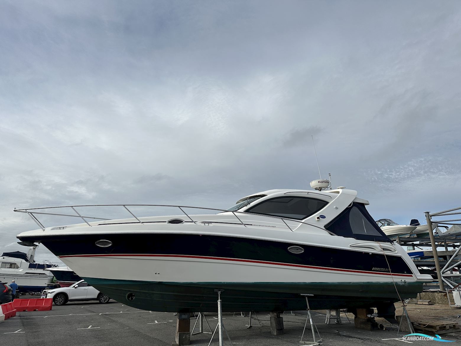 Mustang 3800 Motorboat 2006, with Volvo engine, United Kingdom