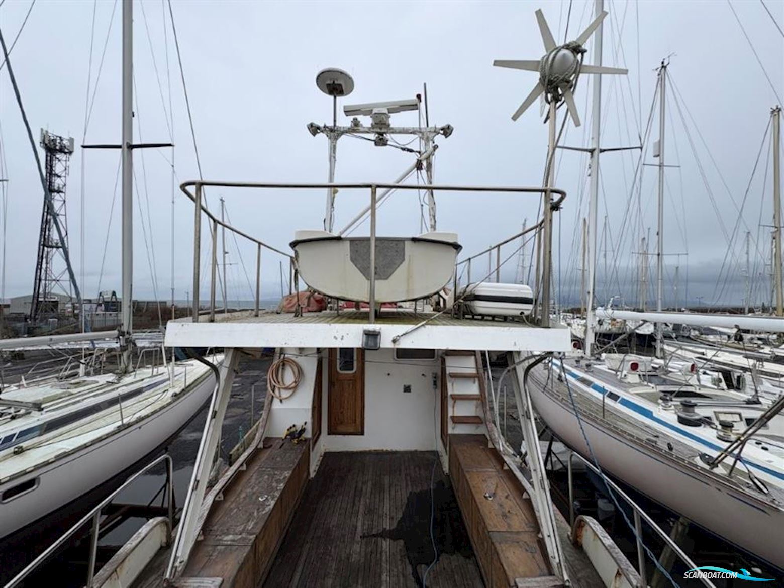 MV 42