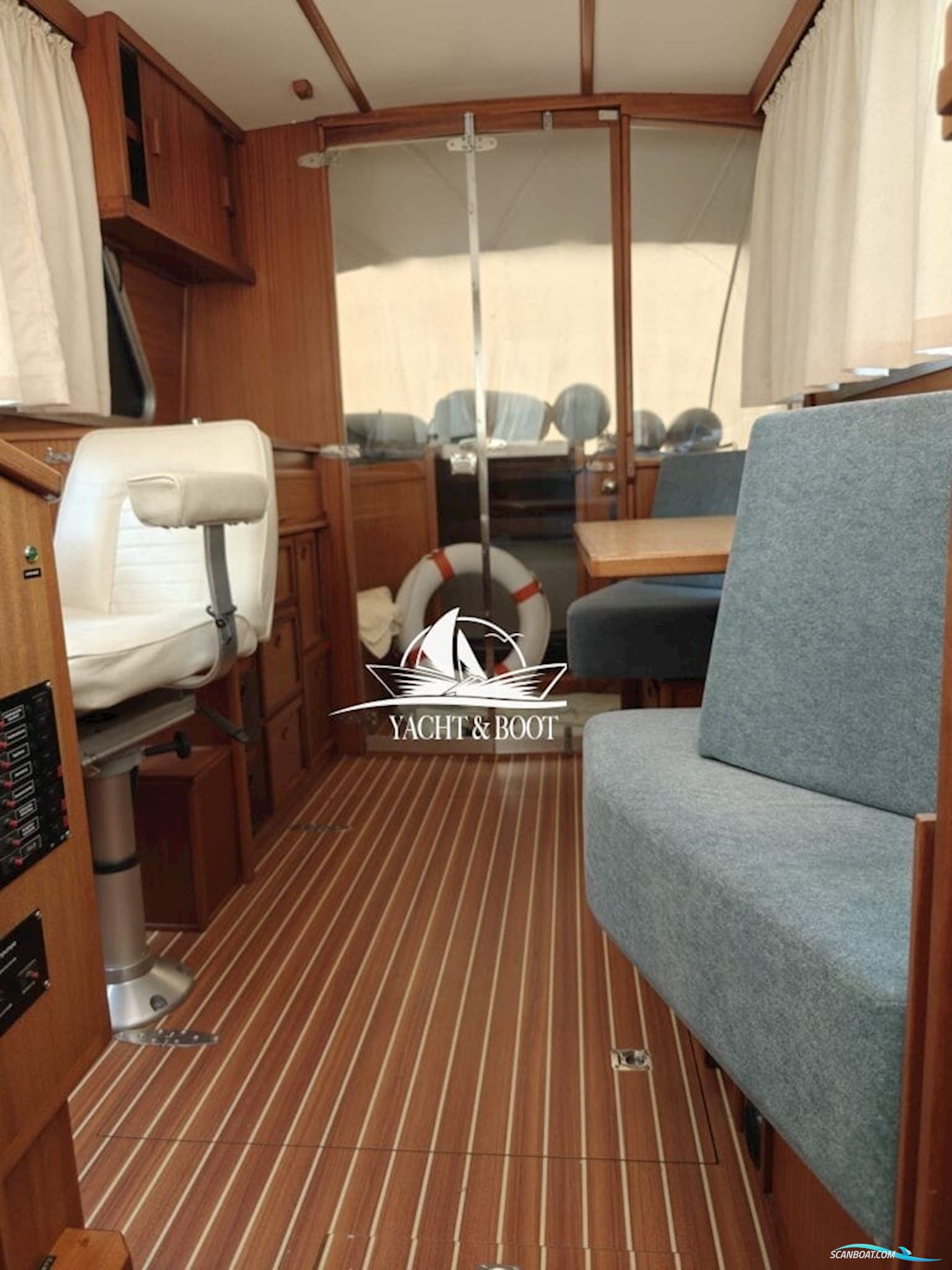 Müritz-Yacht Management Aquilla 900 Traveller